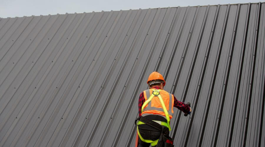 Professional metal roof installation services in South Holland, IL